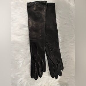 SAKS FIFTH AVENUE Black Leather Below Elbow Length Opera Gloves Silk Lined NWT